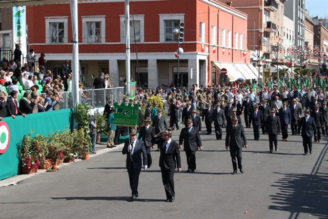 Sfila la sezione di Sal
